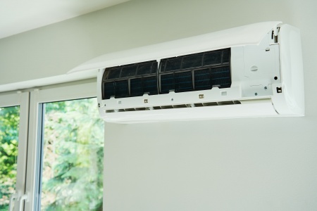 air-conditioner-unit-with-opened-front-cover-ready-2025-03-16-20-31-04-utc (1).jpg